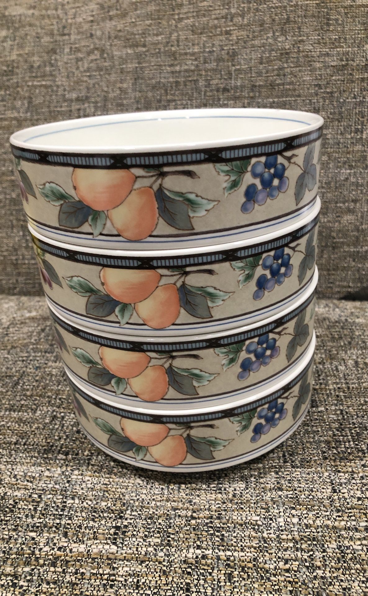 Set of 4 Mikasa Bowls