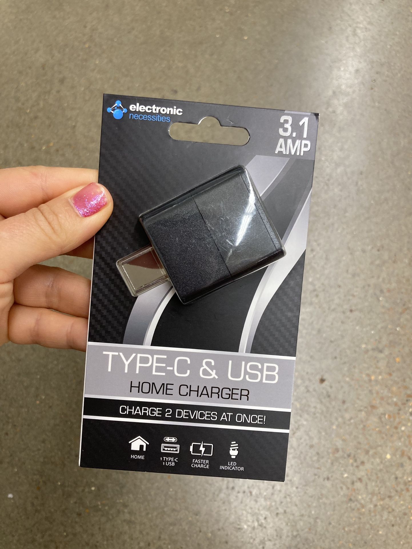 NWT Type-C & USB Home Charger