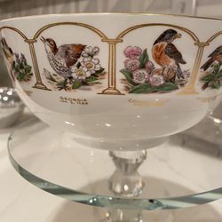 1987 Vintage Boehm Porcelain Birds & Flowers Original 13 US States Bowl - perfect condition