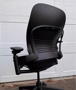 Steelcase leap chair