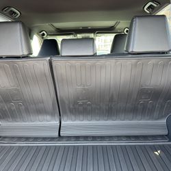 Toyota RAV4 Back Seat Cargo Cover