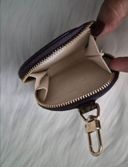Keychain coin pouch