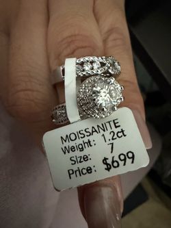 💍 Gorgeous Moissanite Fashion Ring – Size 7