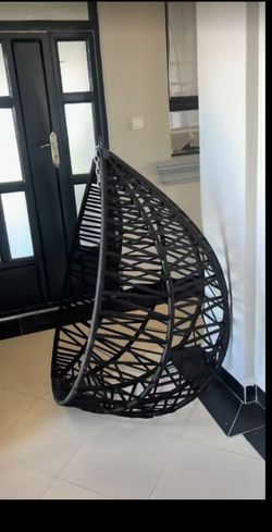 SWING CHAIR
