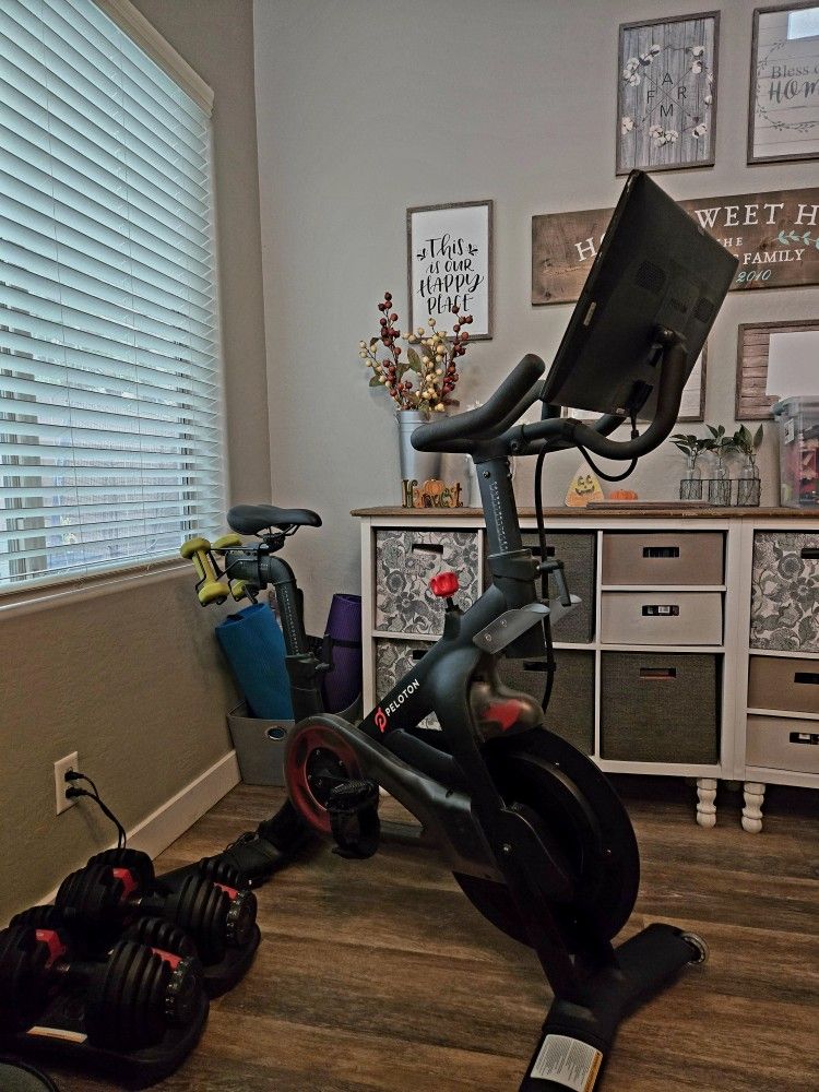 Peloton Gen 3 with Weights