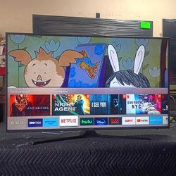 55 Inch Samsung Smart 4k Ultra HD Beautiful Tv Comes With Remote Control Shows Great Quality Clear Picture Works Perfect Guaranteed 