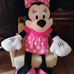 Big Minnie Mouse ...Clean 