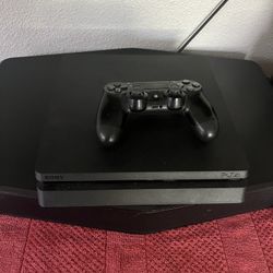 PS4 Slim