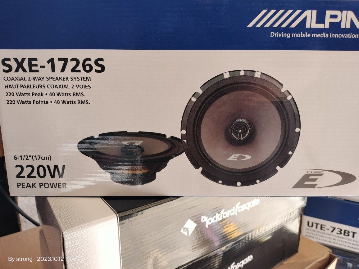 Alpine 6 1/2 Speakers