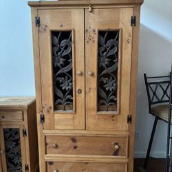 Hutch Cabinet