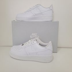 Nike air force 1s size 8