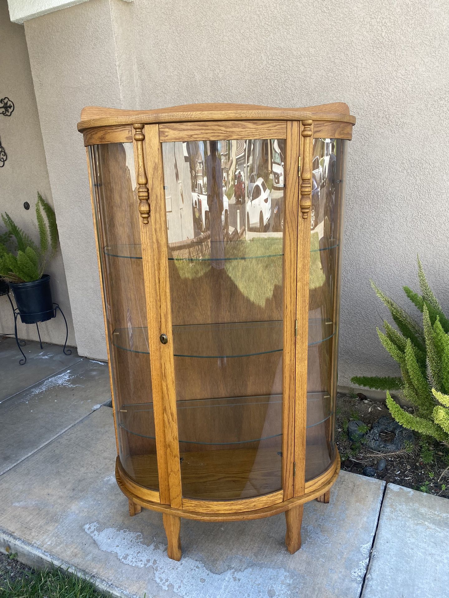 Selling A Glass Curio See All Information Below