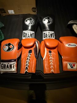 BOXING GLOVES