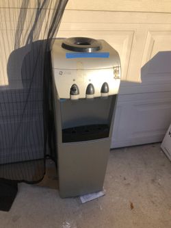 Water Dispenser 