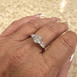 NEW! 1CT. Round Brilliant, Genuine Moissanite Gemstone Engagement / Promise Ring, Please See Details ❤️