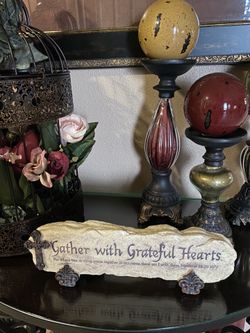 Home interior Plaquita Nueva Gather with grateful hearts