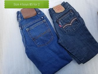 Boys size 4