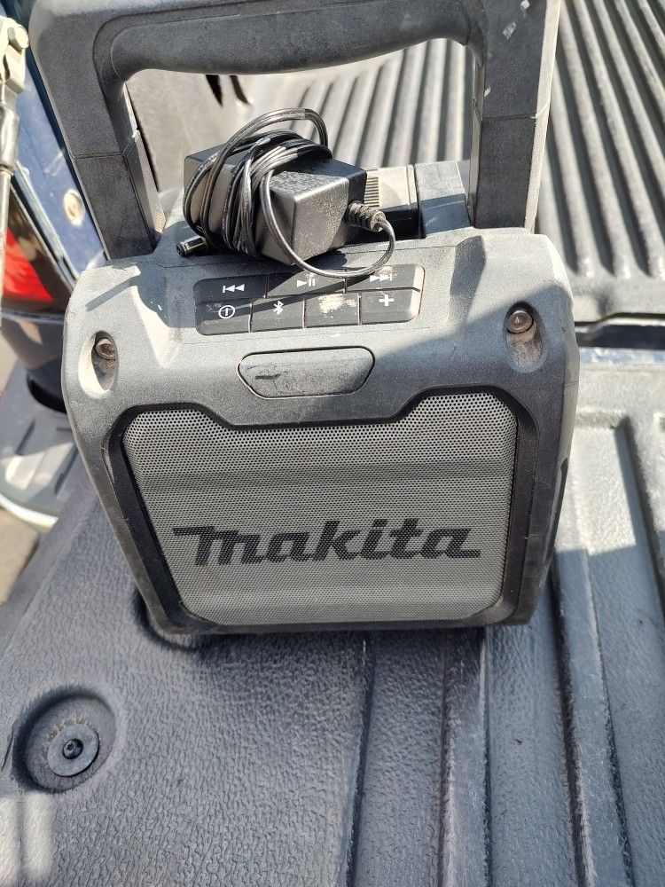 Makita Bluetooth Speaker 