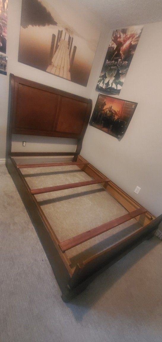 Free Full Size bed 