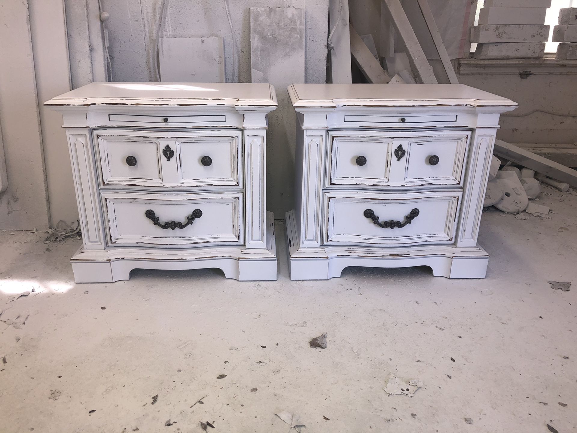 Pair of solid wood farmhouse cottage shabby chic rustic vintage French provincial country nightstands end side tables bedside