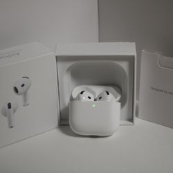 Apple AirPods 4 – Great Condition, Fully Functional