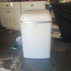 Keystone 14k BTU 115V portable air conditioner