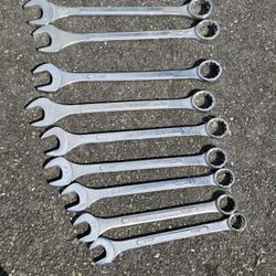 Pittsburgh Big wrenches 1 1/2 to 2 1/2"