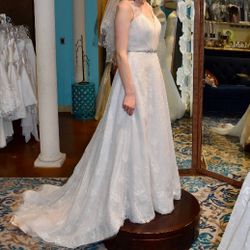 Wedding Dress- Tia Adora, Size 10