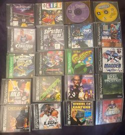 20 PlayStation 1 games , Spyro the dragon , Jet Moto , Tony Hawk 3 .. etc etc