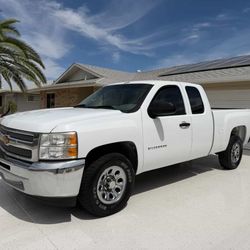 2012 4.3 L V6 Chevrolet Silverado Fully Loaded Chrome Package
