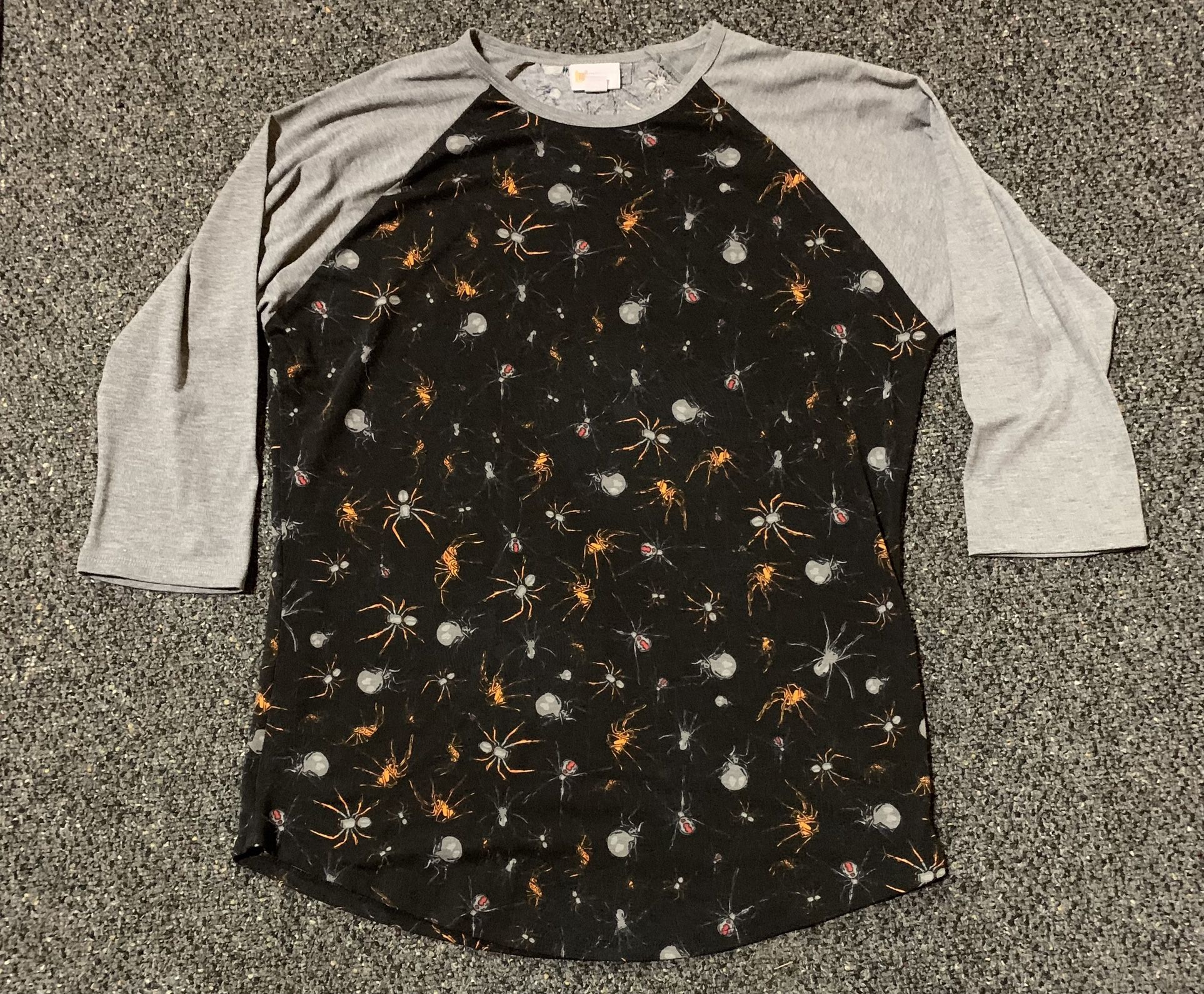 Lularoe women’s size large spiders Shirt 
