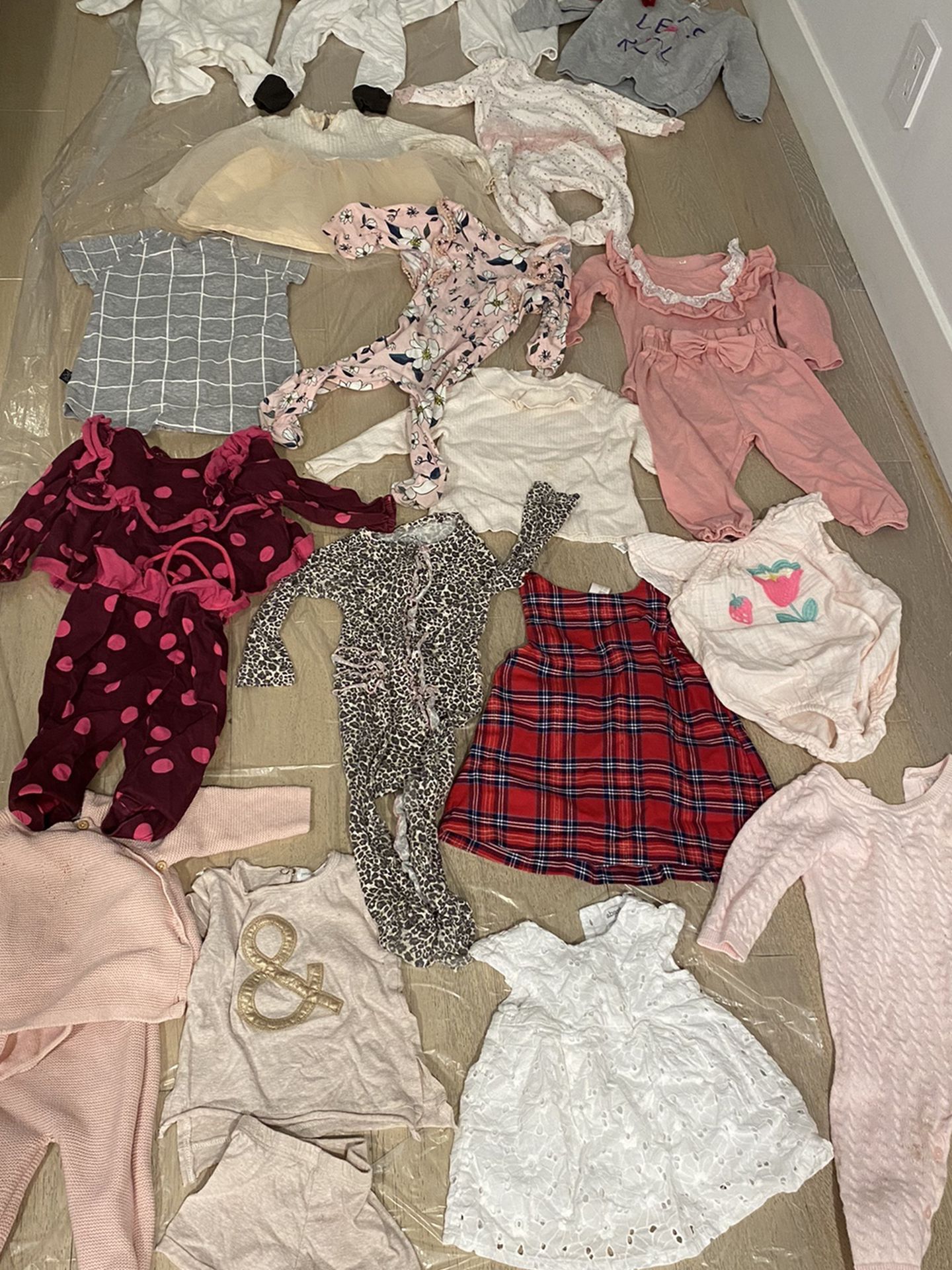 Hundreds Of Dollars Of Baby Girl Clothes Swip All Photos To See All Outfits