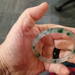 Exquisite Jade Floating Flower Jade Jade Bangles.