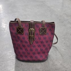 D&B Bucket Style Crossbody