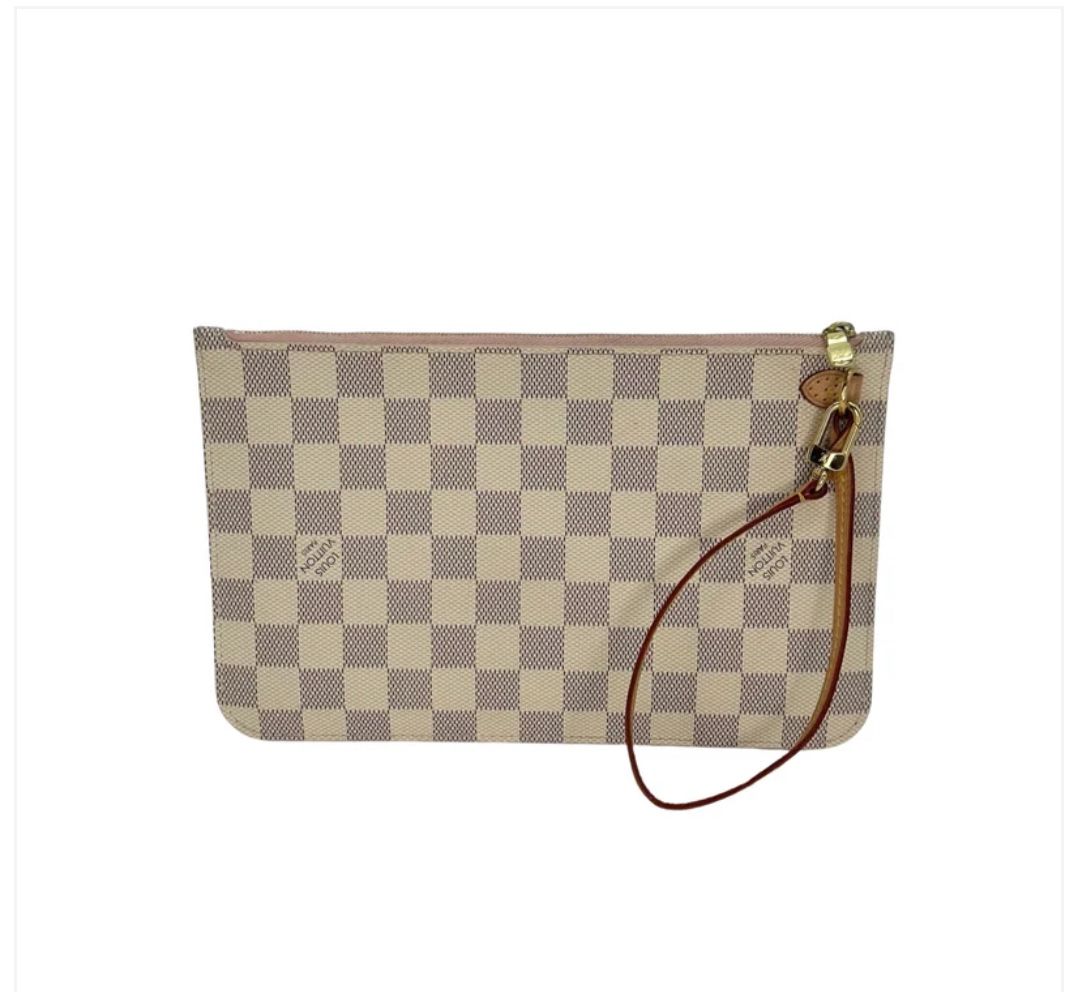 Louis Vuitton Neverfull clutch bag