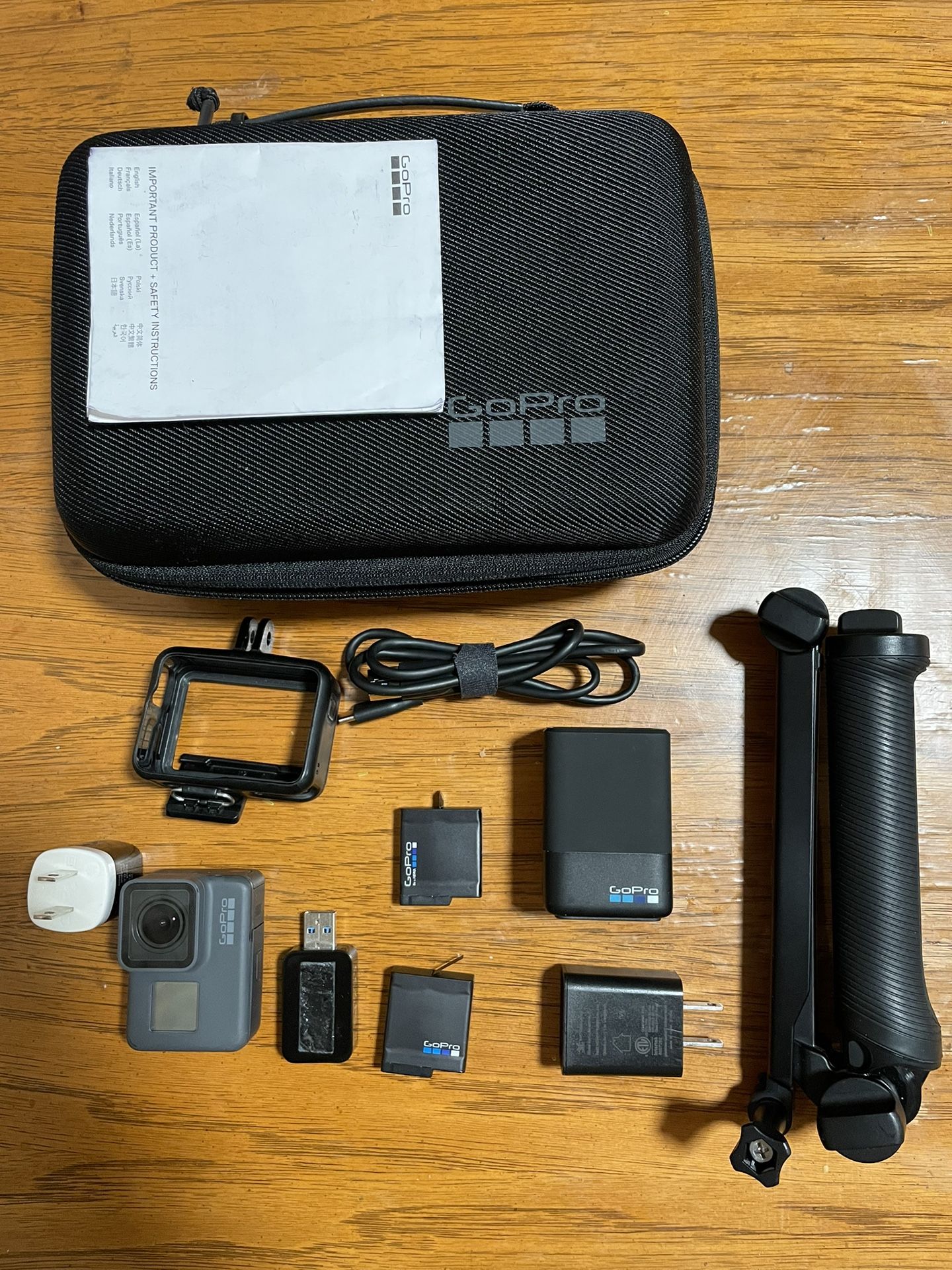 GoPro Hero 5 Bundle Kit