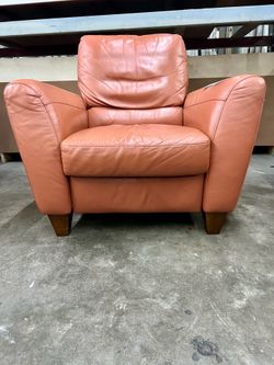 Natuzzi Italian Leather Post Modern Push-Back Recliner