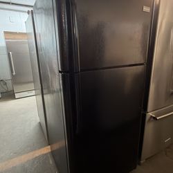 Frigidaire Refrigerator 
