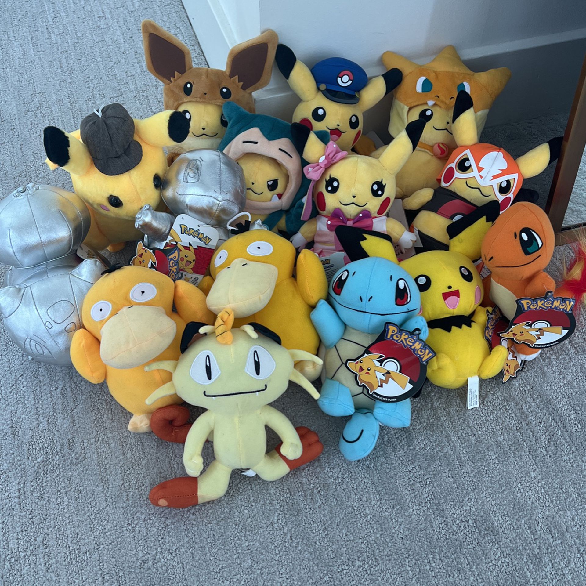 Pokémon Plushie Collection! BUNDLE 