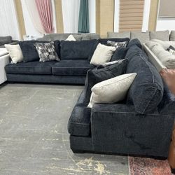 Lavernett Charcoal 3-Piece Sectional Couch 