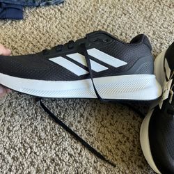 New Adidas 8.5   