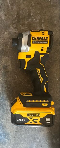 Dewalt 20v brushless drill with XR 5AH battery