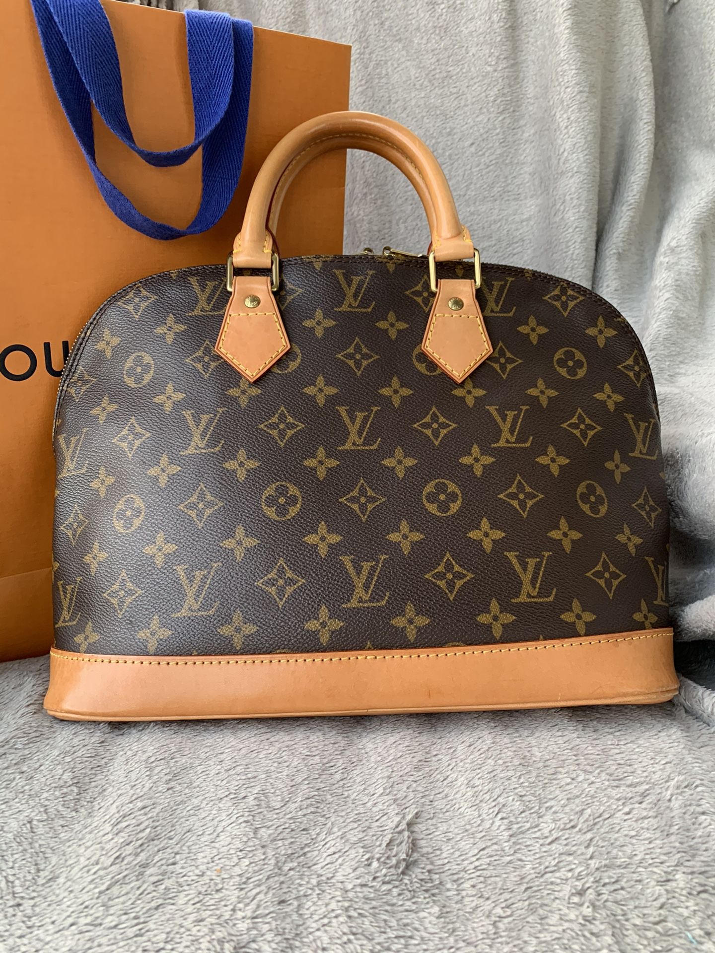 Louis Vuitton Alma Pm