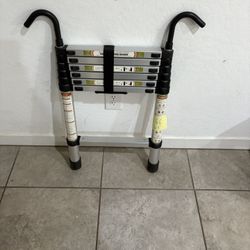6.5ft Telescopic Ladder