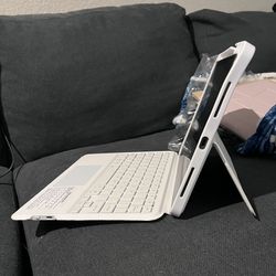Ipad Case 11 inches With Keyboard White