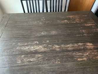 Dinning room table