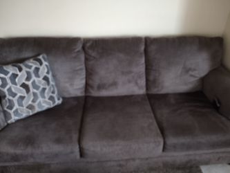 Sofa like new asking 175 or best offer