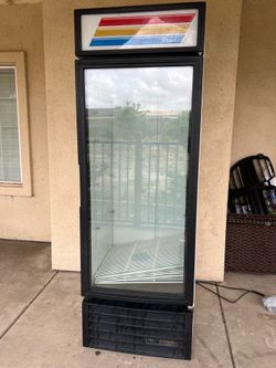 TRUE Beverage Cooler