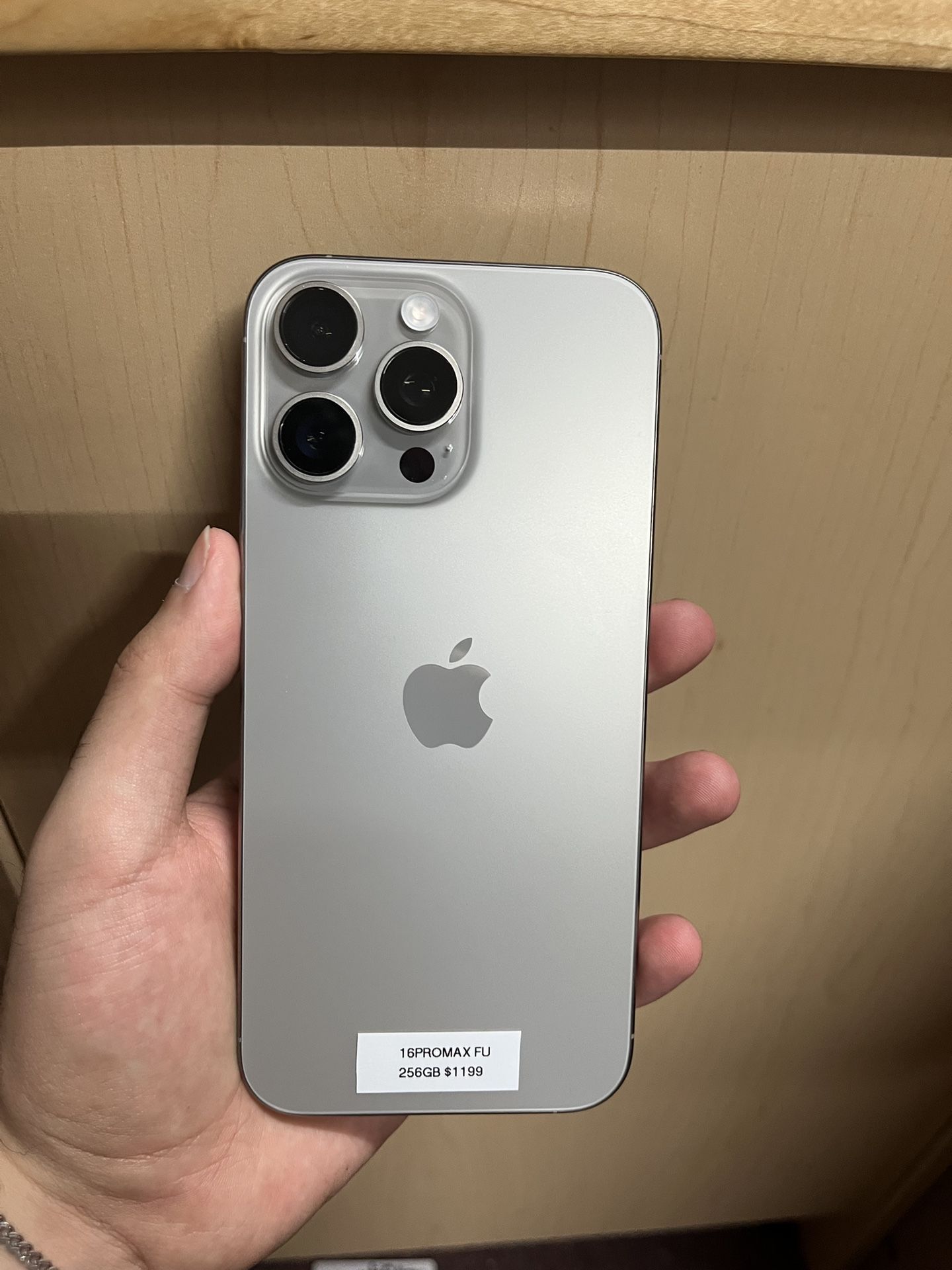 IPHONE 16 PRO MAX FULLY UNLOCKED