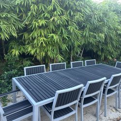 Outdoor Dining Table $550 Seating For 10